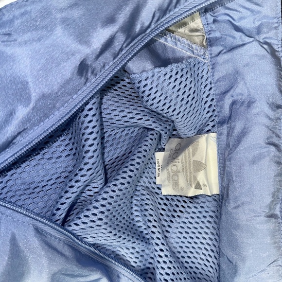 VINTAGE Adidas Women's Blue and Silver Qtr Zip Jacket - Picture 12 of 13